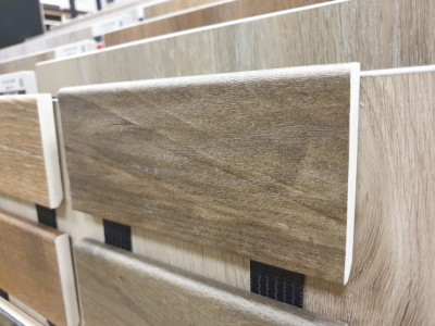 Плинтус SPC FARGO VL 88015-007 Дуб Табачный 2200*80*11мм