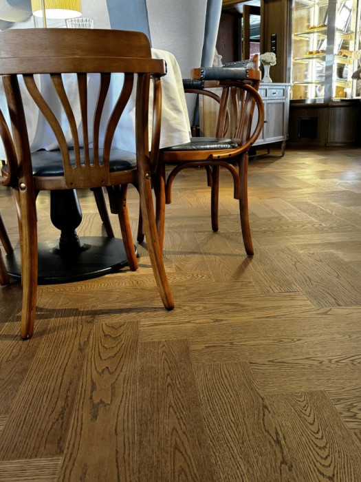 Кварцевый SPC паркет Quartz Parquet Дуб Рустикальный 33-410 браш Английская Ёлка