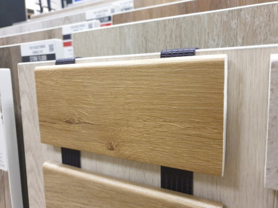 Плинтус SPC FARGO 33-81996-9 Дуб Робуста 2200*80*11мм