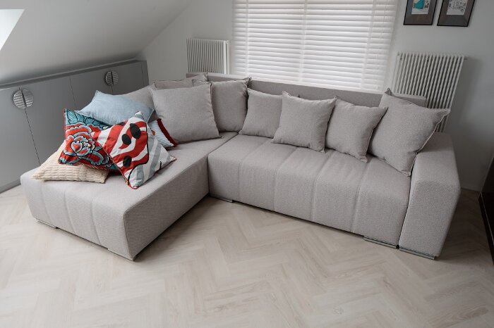 Кварцевый SPC ламинат Home Expert Parquet Design Дуб Милкшейк 44-3002 (400х100х4,5мм)
