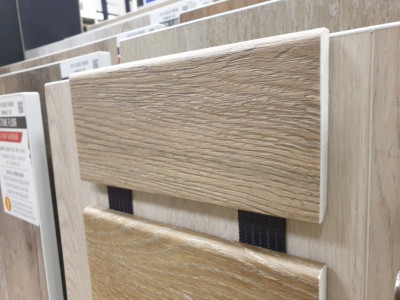 Плинтус SPC FARGO JC 18002-1 Дуб Классик 2200*80*11мм